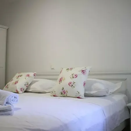 Apartment Apartments Holiday Baska Voda