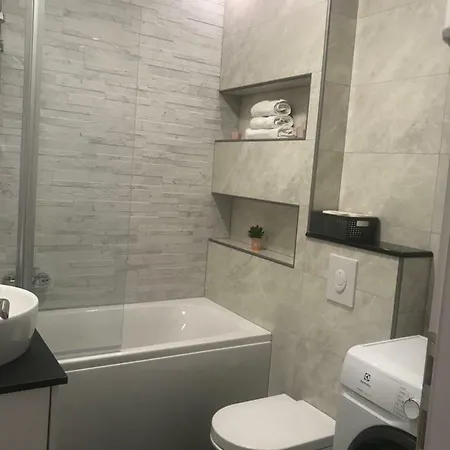 Apartments Holiday Baska Voda *