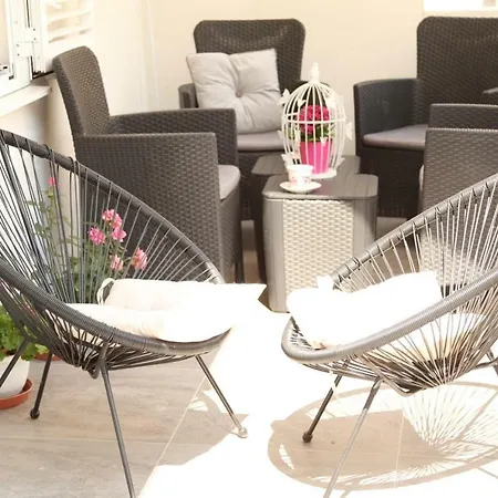 Apartment Apartments Holiday Baska Voda