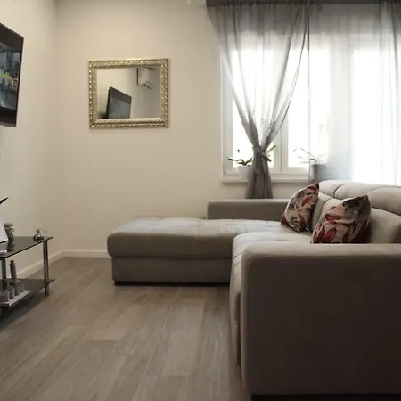 Apartments Holiday Baska Voda Apartament