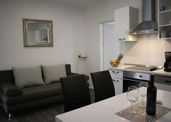 Apartments Holiday Baska Voda Apartament Baška Voda