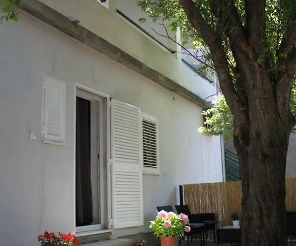 Apartments Holiday Baska Voda Apartament