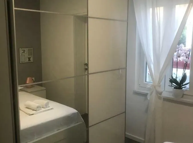 Apartments Holiday Baska Voda Apartament