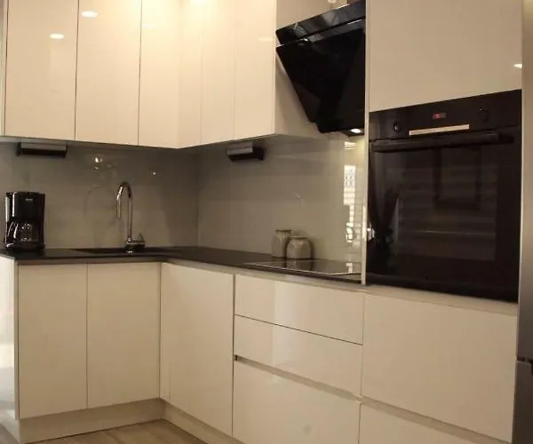 Apartments Holiday Baska Voda *